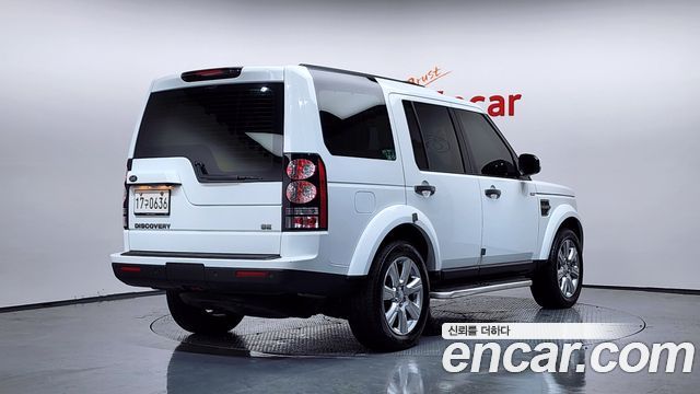 Land Rover Discovery 3.0 SDV6 SE — пробег 87 336 км