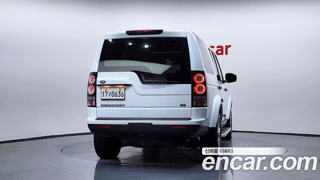 Land Rover Discovery 3.0 SDV6 SE — пробег 87 336 км