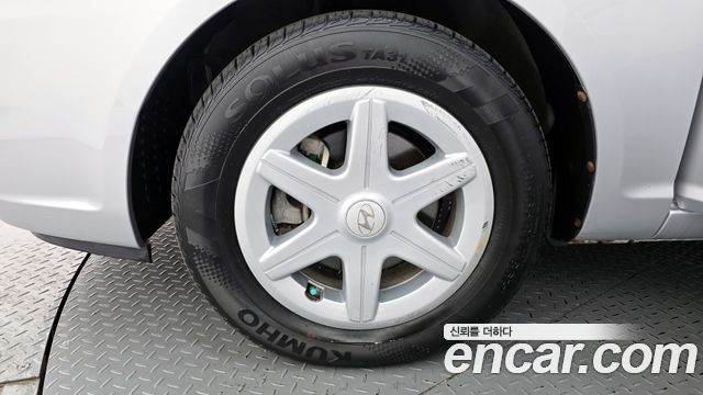 Hyundai Verna Hybrid — пробег 79 497 км