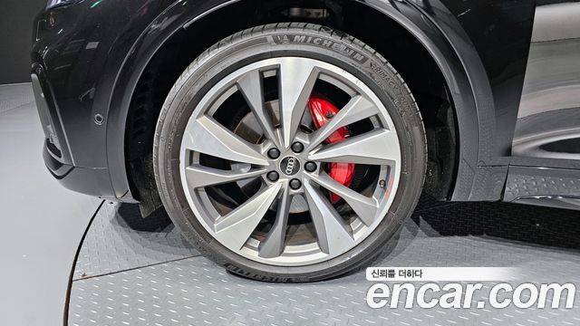 Audi SQ5 3.0 TFSI Quattro Sportback — пробег 100 974 км