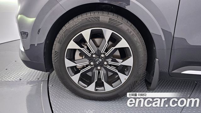 Kia Carnival 7-Seater Signature — пробег 71 906 км