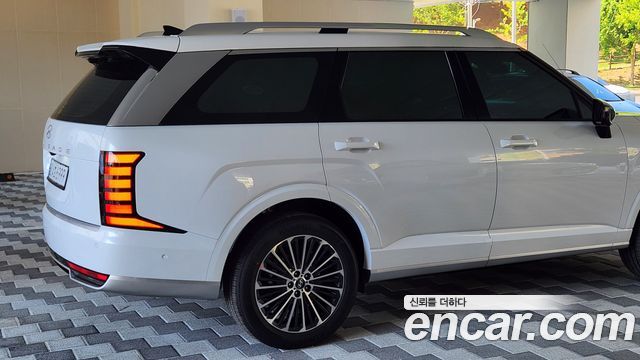 Hyundai Palisade HEV 2.5T 2WD 9-Seater Calligraphy — пробег 5 482 км