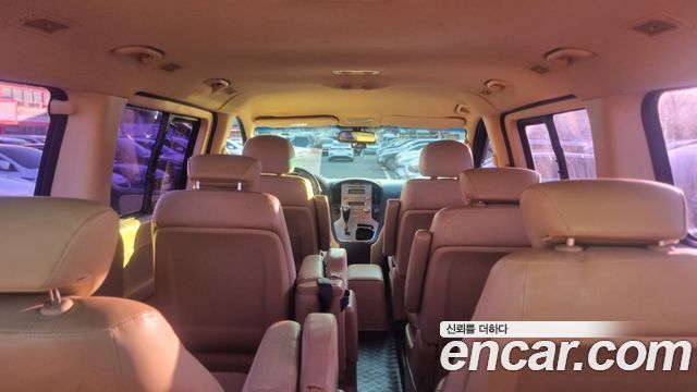 Hyundai Starex 11-Seater Wagon HVX VIP PACK — пробег 127 500 км
