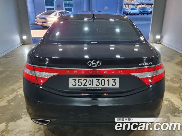 Hyundai Grandeur HG300 Exclusive — пробег 165 000 км — фото 5 из 5