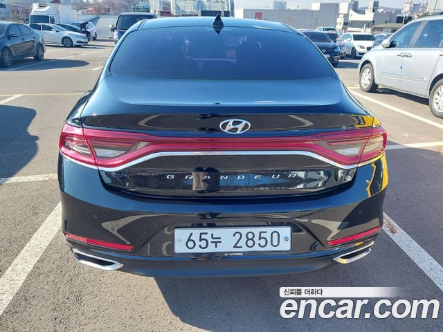 Hyundai Grandeur 2.4 Exclusive Special — пробег 30 568 км — фото 4 из 5
