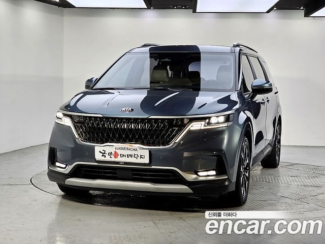 Kia Carnival Diesel 9-Seater Prestige — пробег 106 626 км — фото 2 из 5