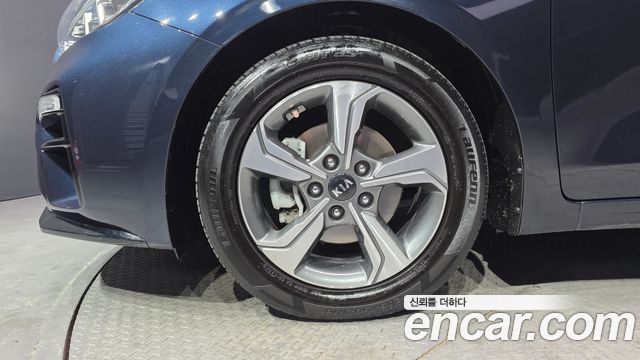 Kia K3 из Кореи Encar