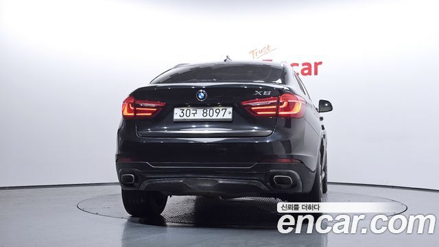 BMW X6 xDrive 40d — пробег 120 304 км — фото 4 из 5