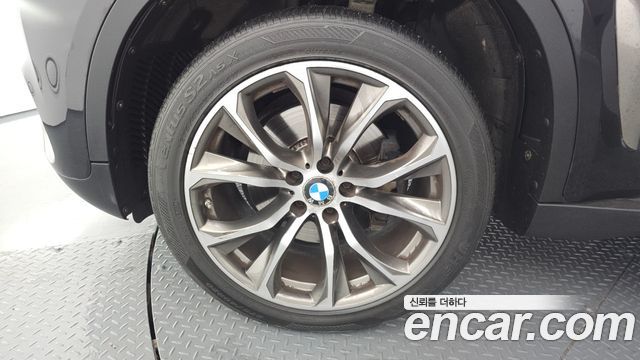BMW X6 xDrive 40d — пробег 120 304 км — фото 5 из 5