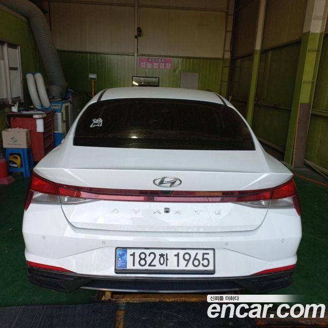 Hyundai AVANTE из Кореи Encar