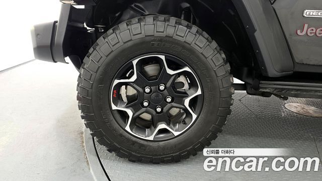 Jeep Wrangler 2.0 Rubicon Recon 4Door Recon Edition — пробег 15 305 км — фото 5 из 5