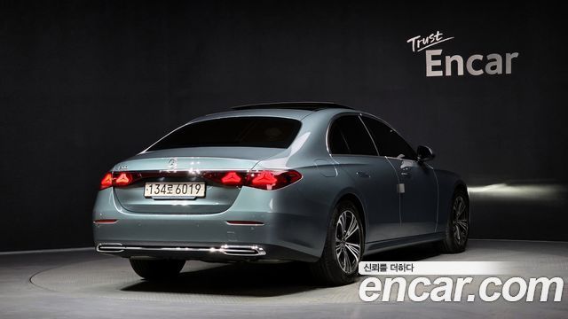 Mercedes-Benz E-Class из Кореи Encar