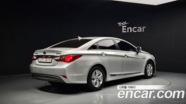 Hyundai Sonata 2.0 Smart — пробег 121 412 км — фото 2 из 5