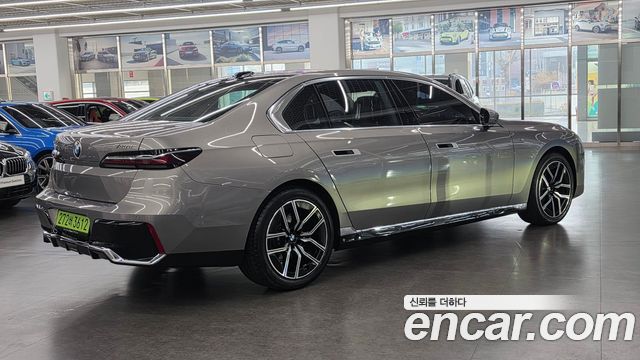 BMW 7-Series из Кореи Encar