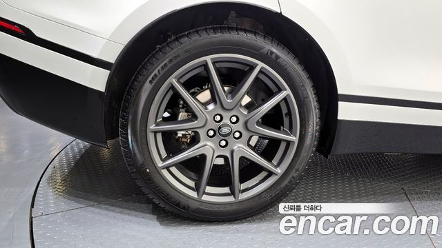 Land Rover Range Rover Velar из Кореи Encar