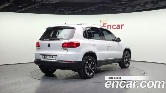 Volkswagen Tiguan 2.0 TDI Comfort 5N — пробег 188 901 км — фото 2 из 5