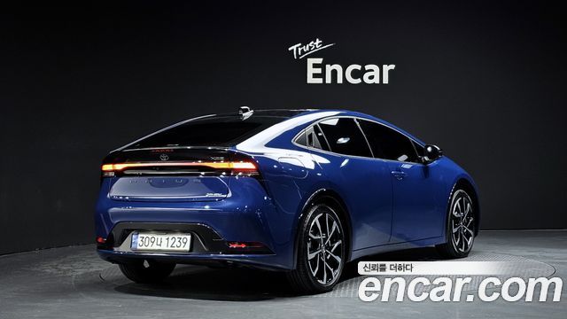 Toyota Prius из Кореи Encar