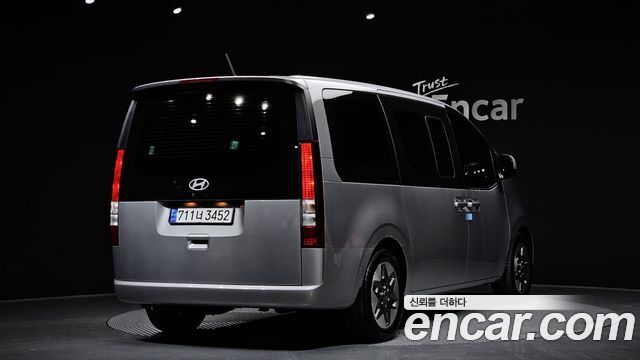 Hyundai Staria из Кореи Encar