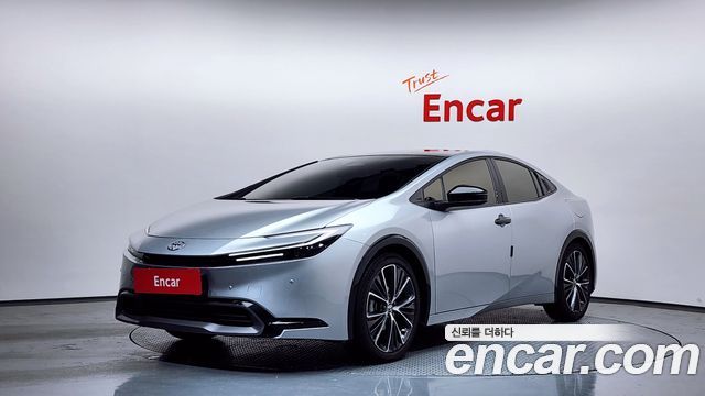 Toyota Prius из Кореи Encar