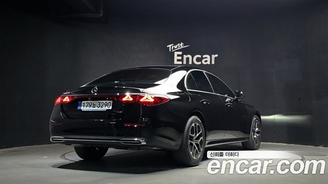 Mercedes-Benz E-Class из Кореи Encar