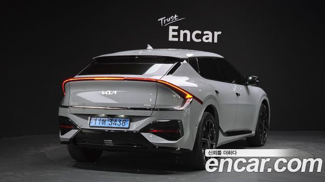 Kia EV6 из Кореи Encar