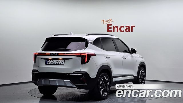Kia Seltos из Кореи Encar
