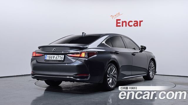 Lexus ES из Кореи Encar