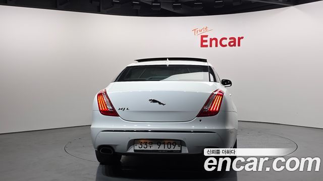 Jaguar XJ из Кореи Encar
