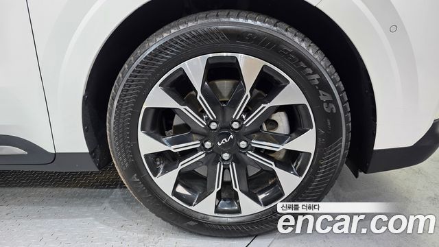Kia Carnival 9-Seater Signature — пробег 81 349 км — фото 5 из 5
