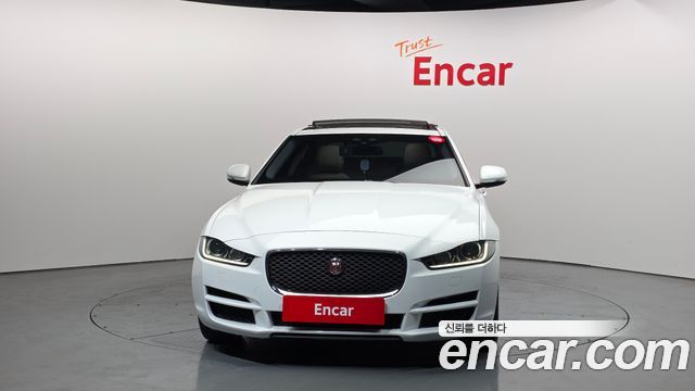 Jaguar XE из Кореи Encar