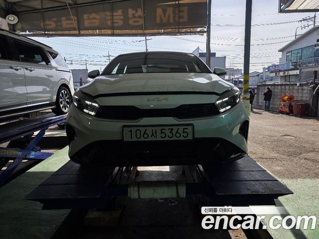 Kia K3 из Кореи Encar