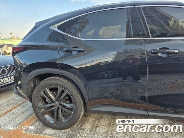 Lexus NX из Кореи Encar