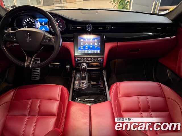 Maserati Quattroporte из Кореи Encar