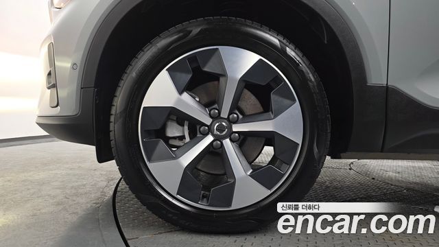 Volvo XC40 из Кореи Encar