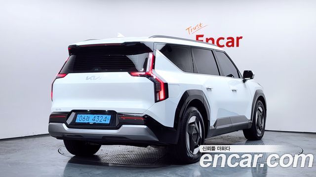 Kia EV9 из Кореи Encar