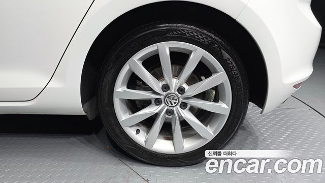 Volkswagen Golf из Кореи Encar