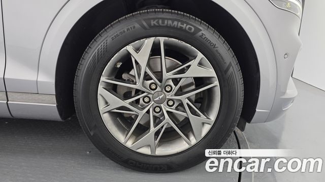Genesis GV70 из Кореи Encar