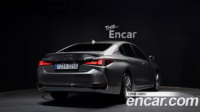 Lexus ES из Кореи Encar