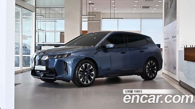 BMW iX из Кореи Encar