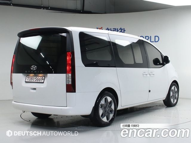 Hyundai Staria из Кореи Encar