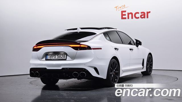Kia Stinger из Кореи Encar
