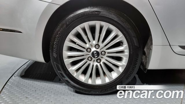 Kia K7 из Кореи Encar