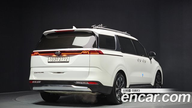 Kia Carnival из Кореи Encar