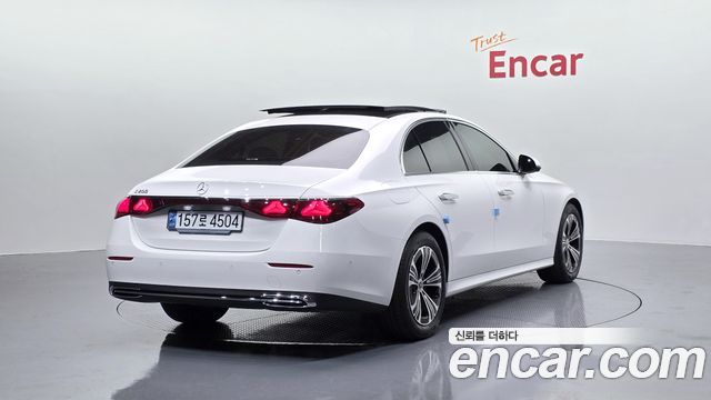 Mercedes-Benz E-Class из Кореи Encar