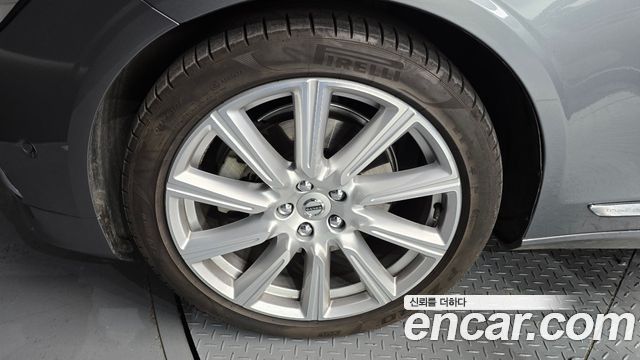 Volvo S90 из Кореи Encar