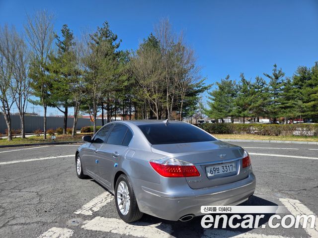 Hyundai Genesis из Кореи Encar