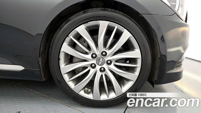 Hyundai Genesis из Кореи Encar
