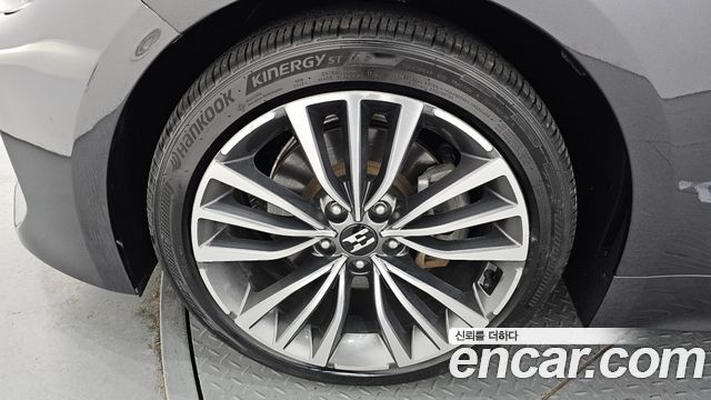 Kia Stinger из Кореи Encar