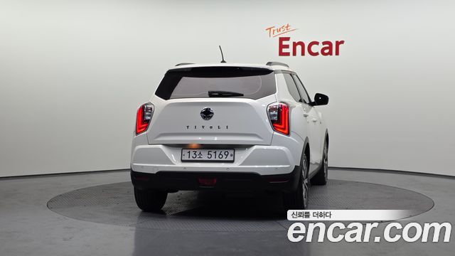 Ssangyong TIBOLI из Кореи Encar
