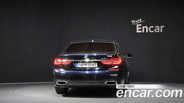 BMW 7-Series 740Li xDrive M Sport Package — пробег 131 385 км — фото 4 из 5
